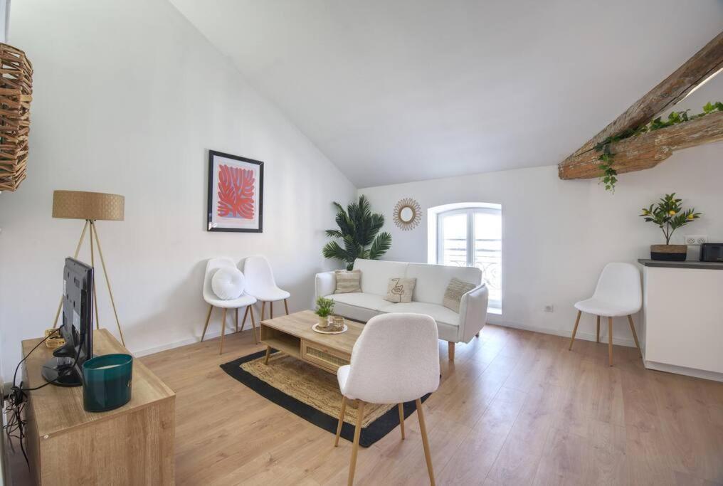 Superbe Appartement, Hypercentre, 4Chambres. 베지에 외부 사진
