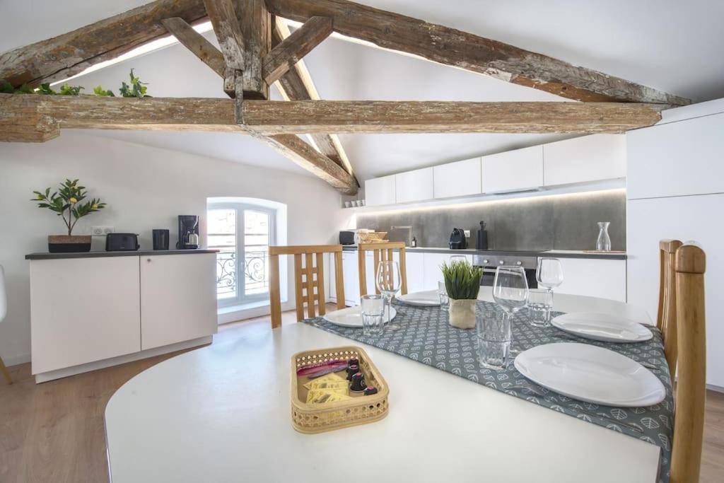 Superbe Appartement, Hypercentre, 4Chambres. 베지에 외부 사진