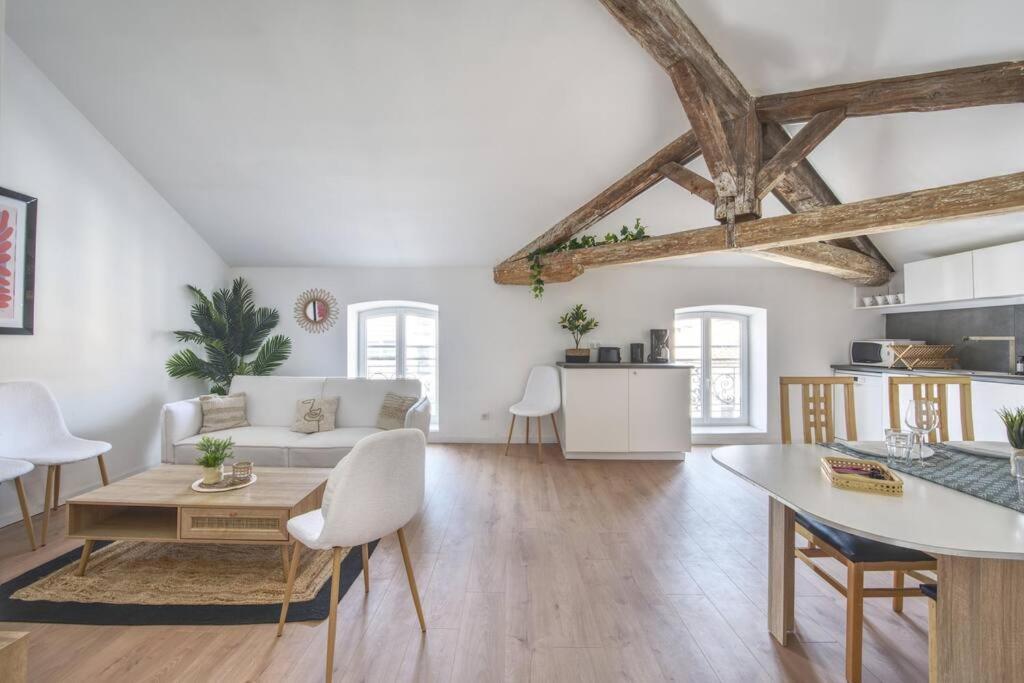 Superbe Appartement, Hypercentre, 4Chambres. 베지에 외부 사진